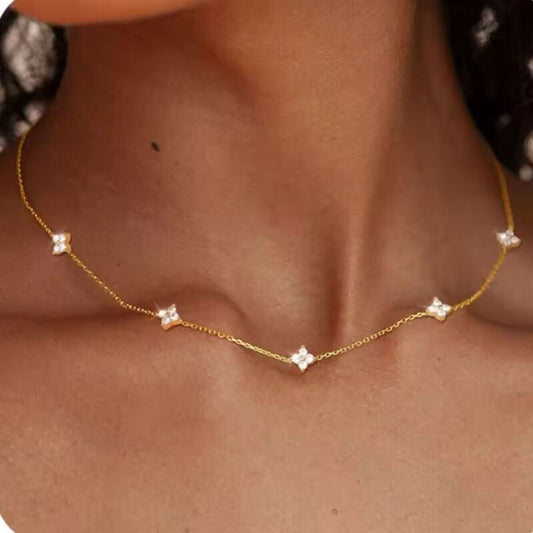 Gorgeous Four-leaf Flower Inlaid Zircon Chain Necklace for Women Elegant Luckly Choker Party Jewelry Birthday Gifts